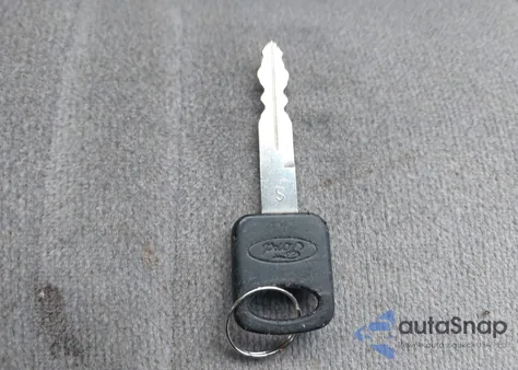 1998 Ford F-150 Lariat/Standard/Xl/Xlt from USA, damaged, VIN 1FTYF176XWNC36653